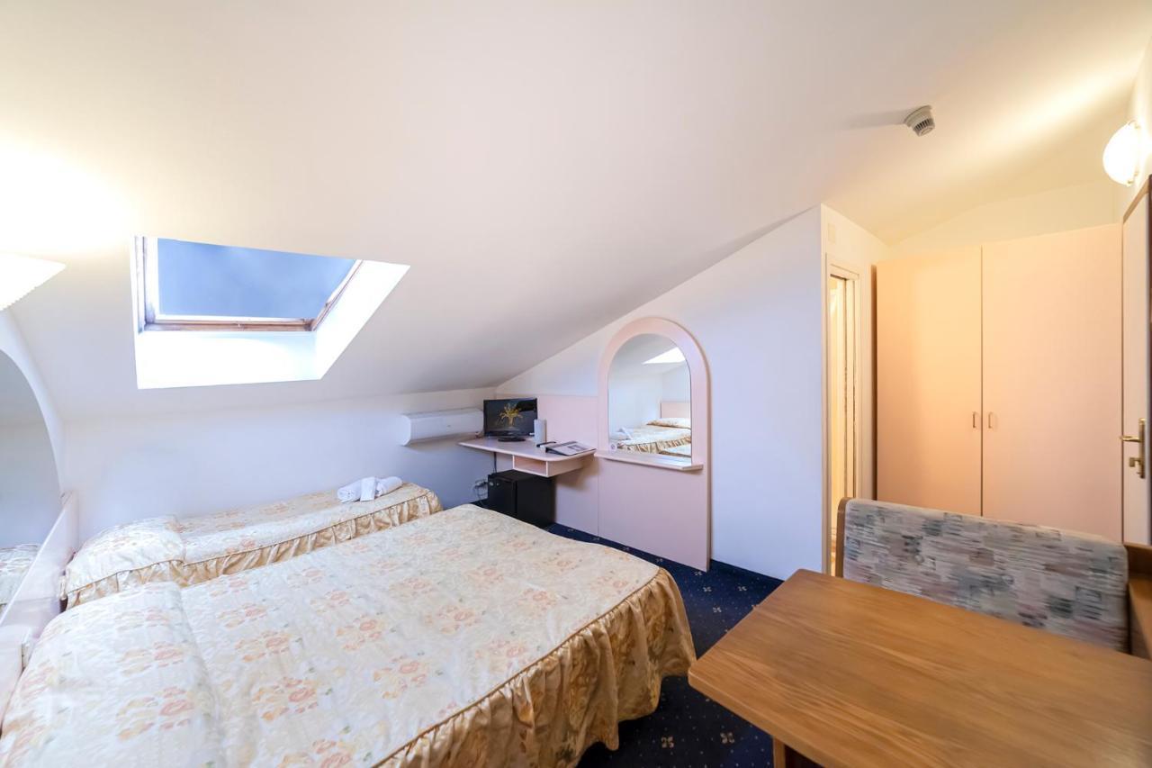 Hotel Villa Luisa 리그나노 사비아도로 외부 사진