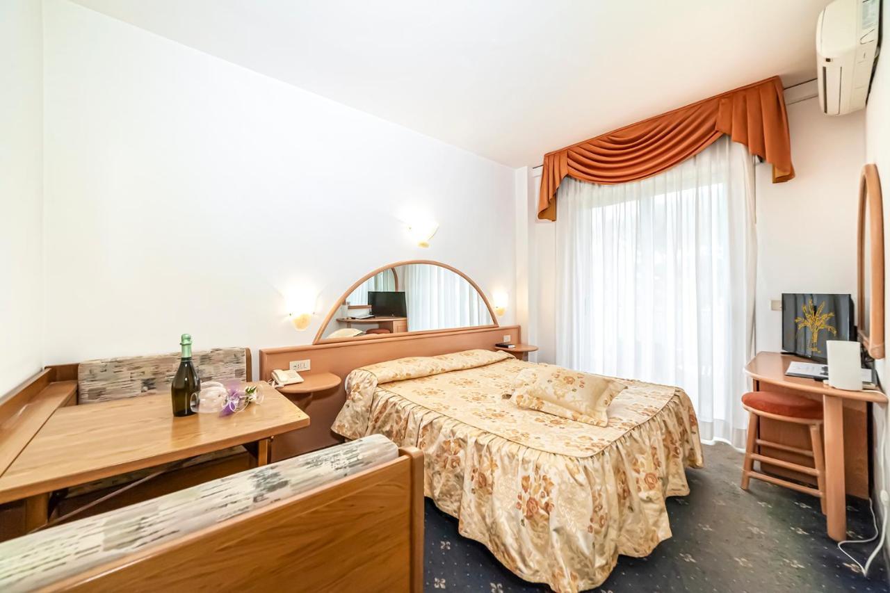 Hotel Villa Luisa 리그나노 사비아도로 외부 사진