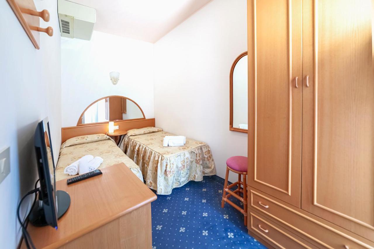 Hotel Villa Luisa 리그나노 사비아도로 외부 사진