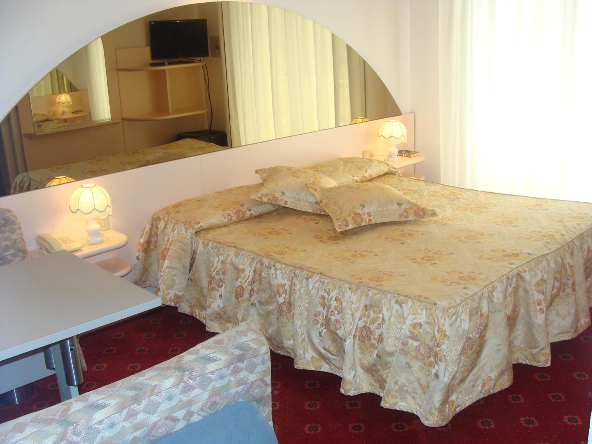 Hotel Villa Luisa 리그나노 사비아도로 외부 사진