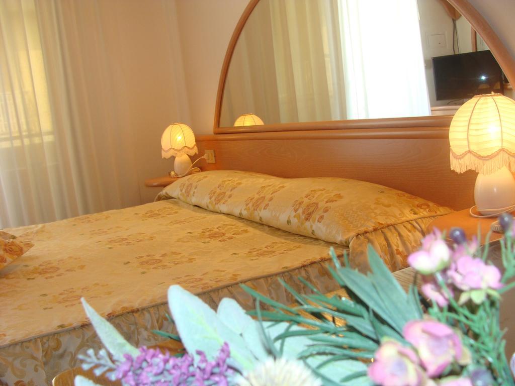 Hotel Villa Luisa 리그나노 사비아도로 외부 사진