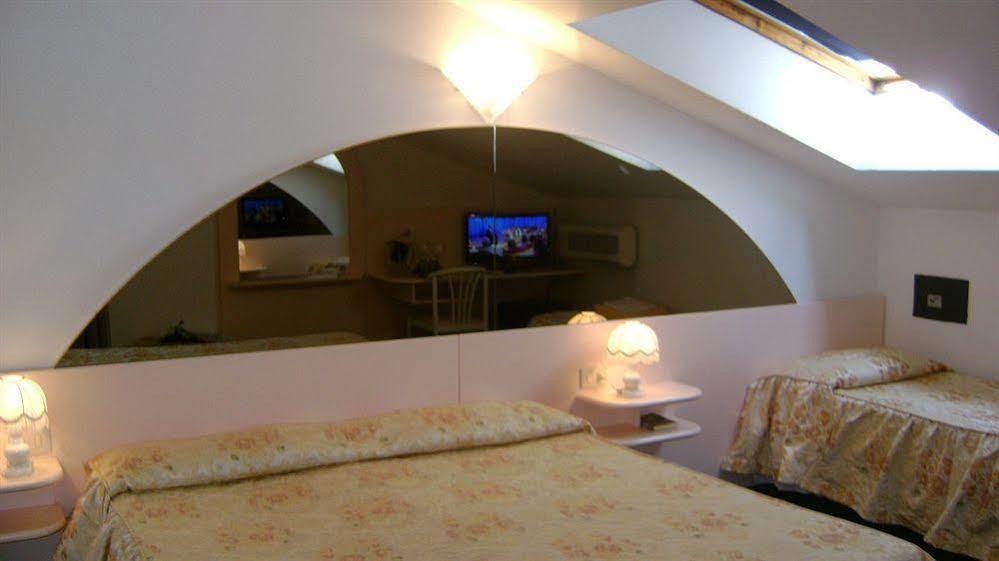 Hotel Villa Luisa 리그나노 사비아도로 외부 사진