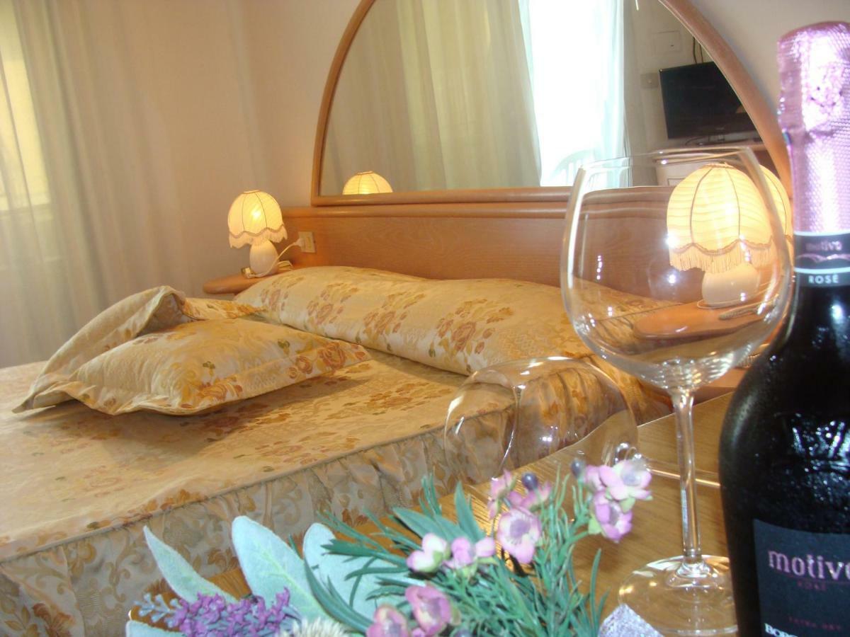 Hotel Villa Luisa 리그나노 사비아도로 외부 사진